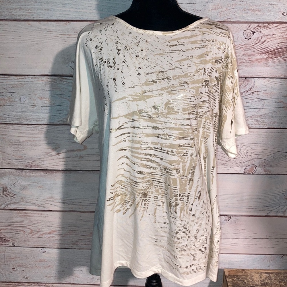 Dana Buchman sequined shimmer top